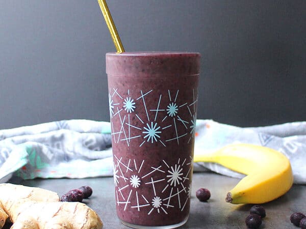 Sweet-and-spicy ginger blueberry green smoothie is a refreshing start to the day! If you've never added spice to a smoothie, this is a great place to start.