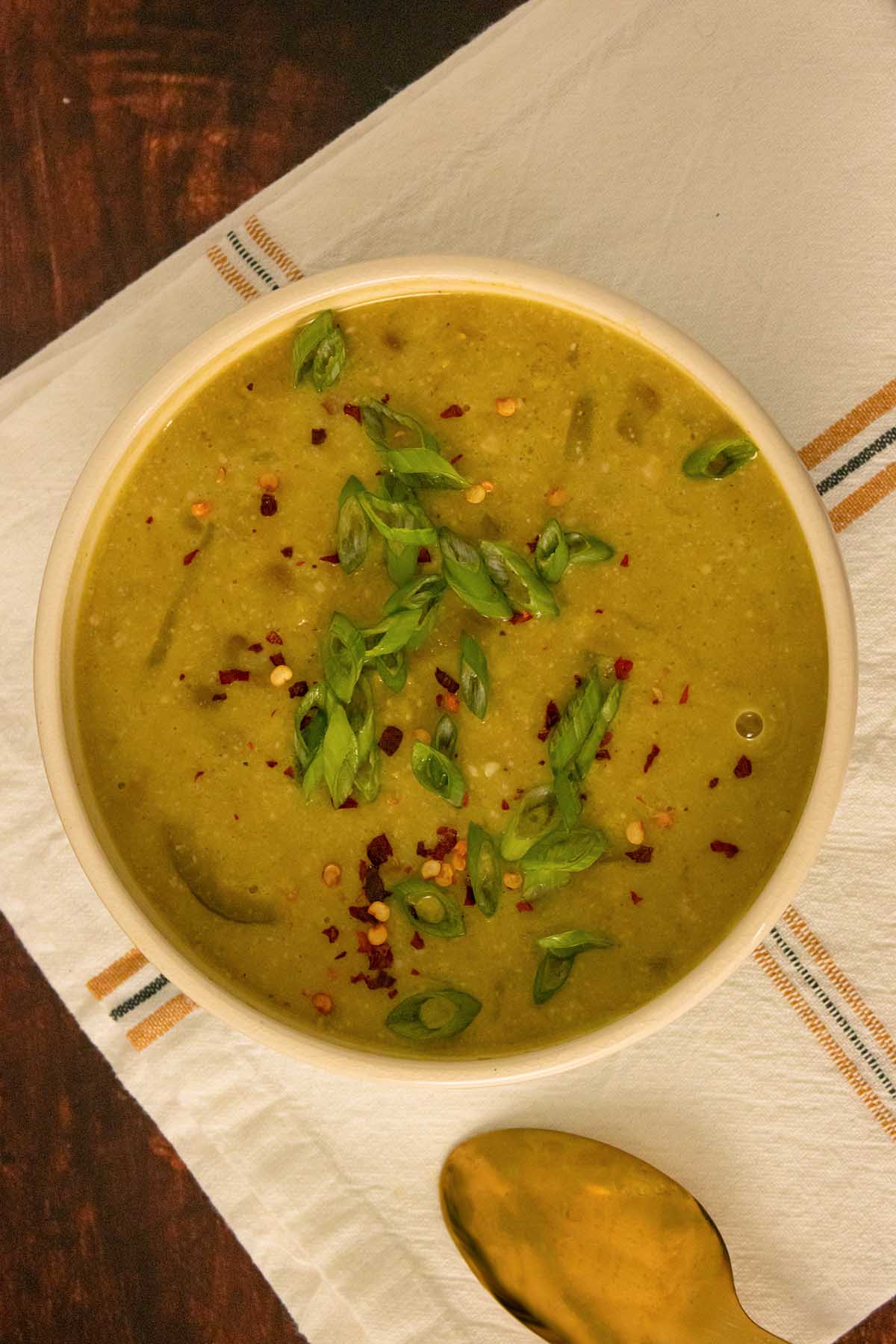 bowl of vegan curry lentil soup