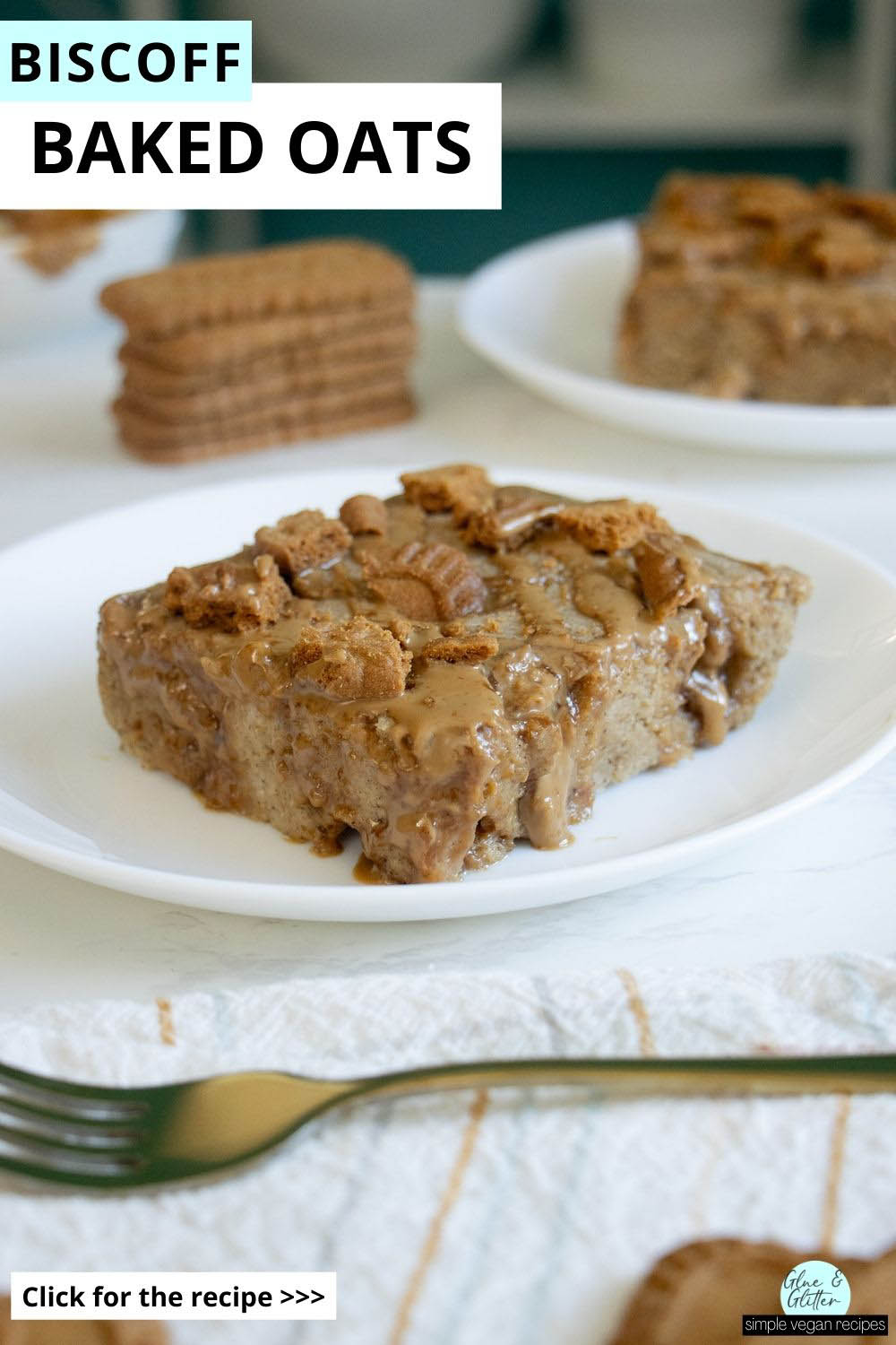 slice of Biscoff baked oats on a plate with cookie butter and cookie pieces on top, text overlay