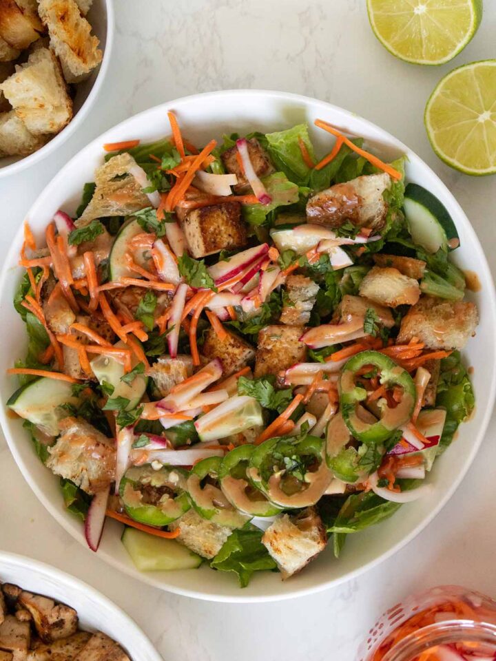 🥗 Vegan Asian Salad with Ginger Sesame Dressing