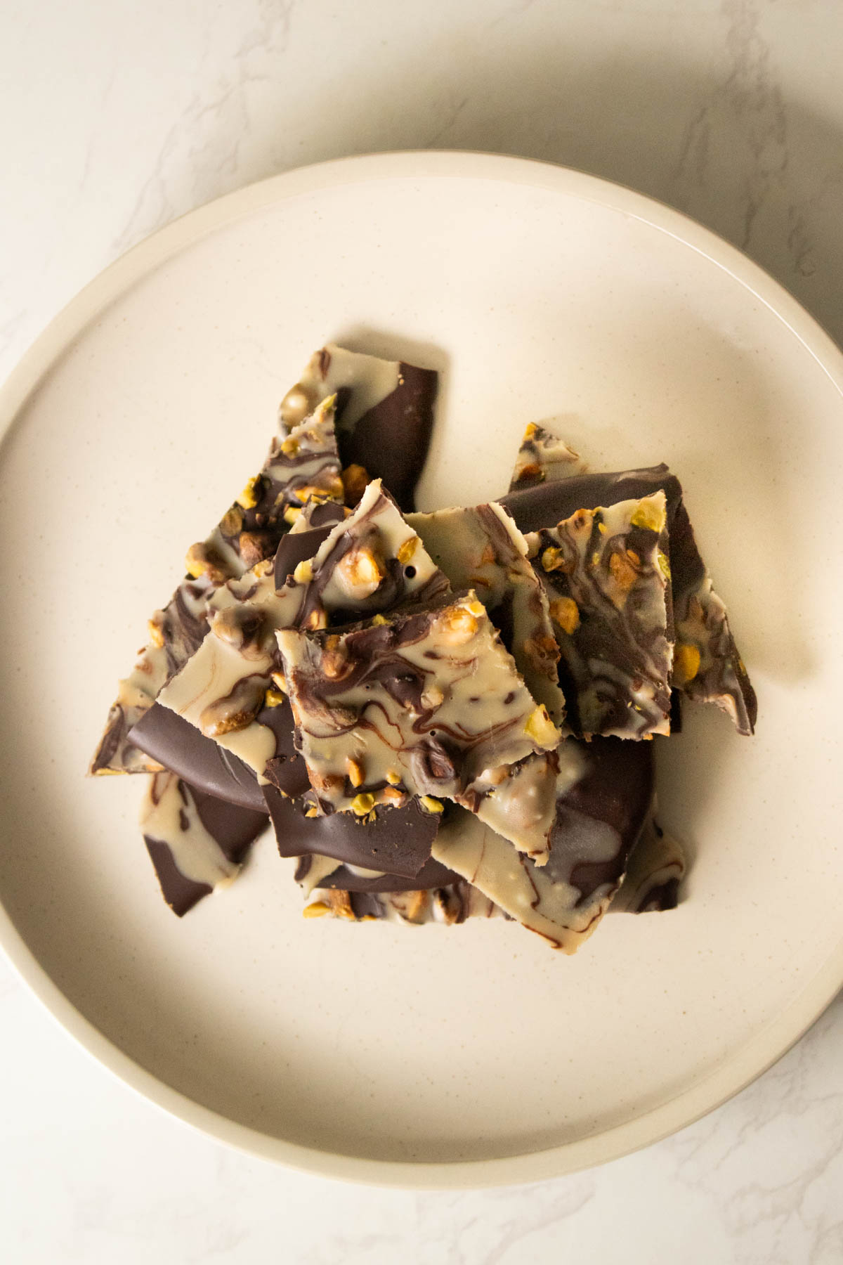 plate of chocolate pistachio bark