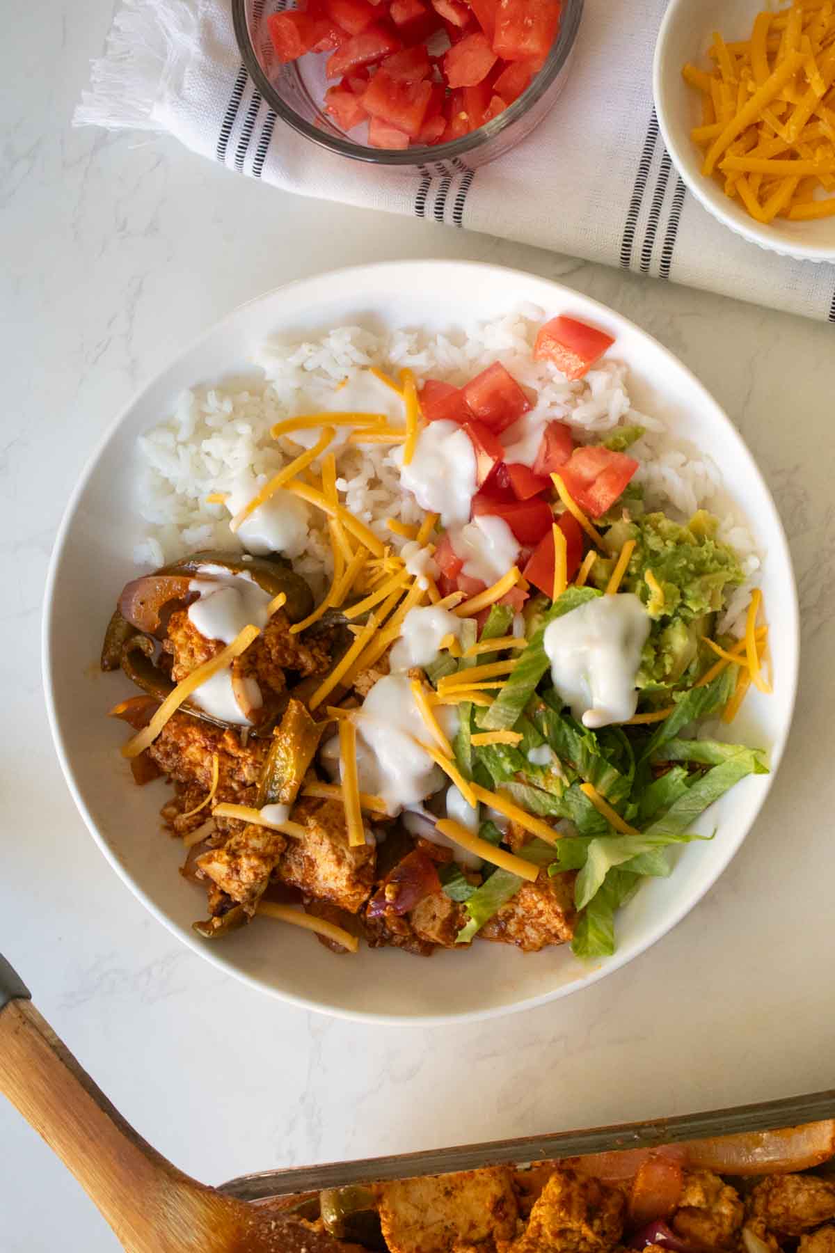 vegan fajita bowls after adding the toppings