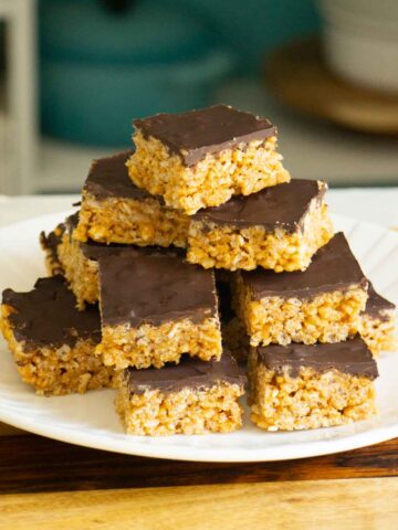 sliced peanut butter rice crispy bars on a plate