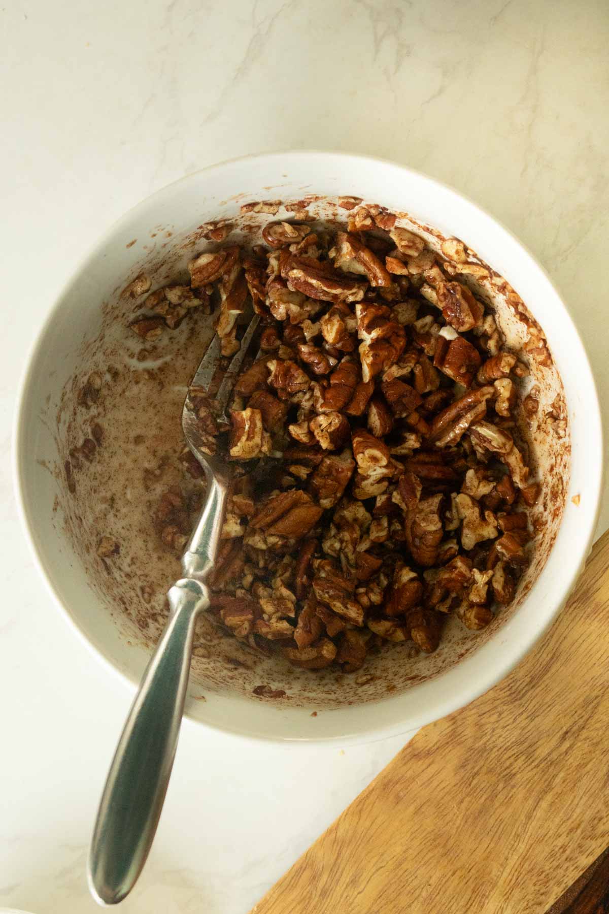 cinnamon maple pecan topping after mixing