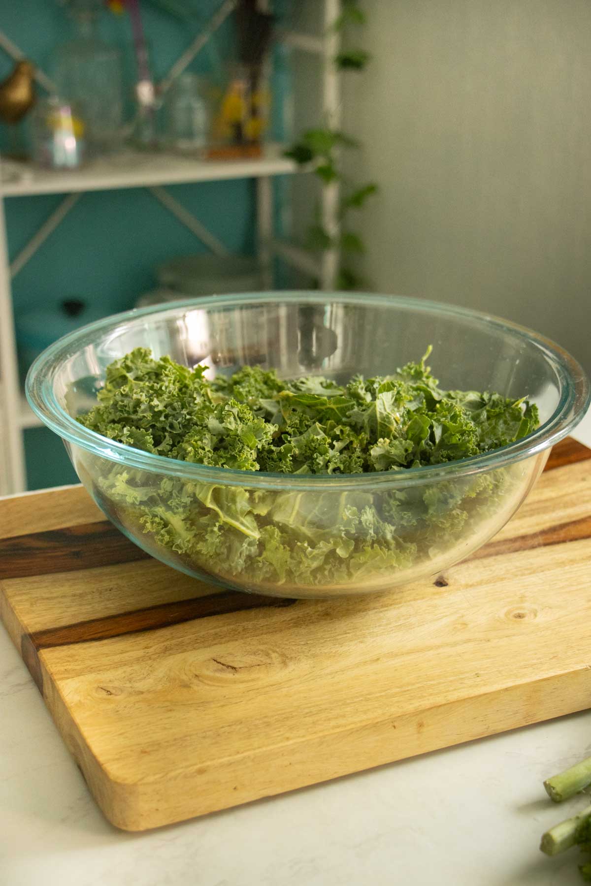 bowl of kale before massaging
